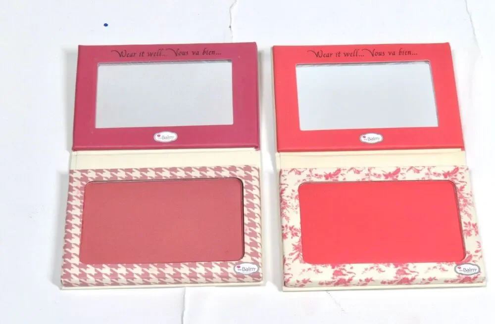 theBalm instain powder